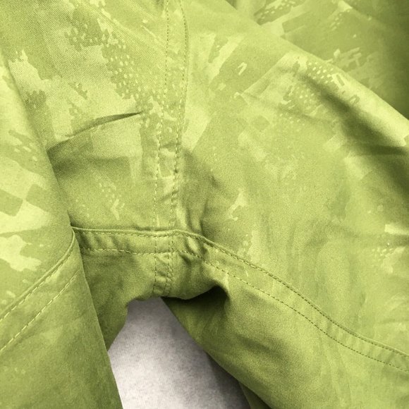 Under Armour Mens Swim Trunks Shorts size 38 Green Camo Lace Up Zipper Pocket - Picture 11 of 11